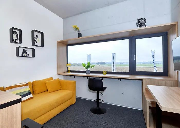 Апартаменти Miniloft Leonding - 24h Self-check-in - Free Parking Лінц